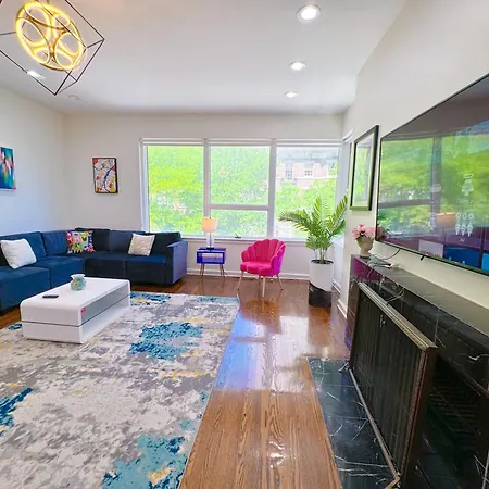 French Design Luxurious Downtown 3Br Suite Sleeps 8 Guests